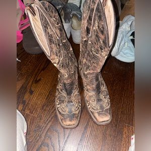 women’s coral cowboy boots